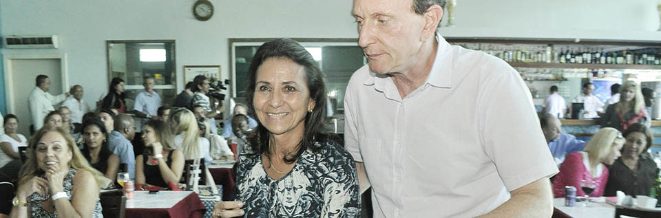 Capa da notícia: Prefeita recebe senador Marcelo Crivella