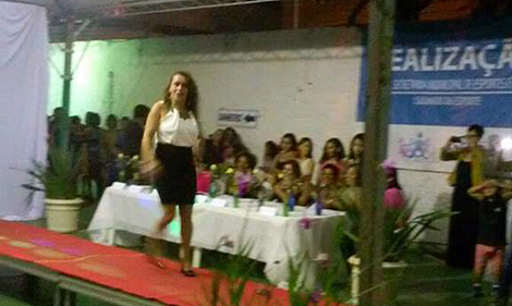Capa da notícia: Desfile de moda com alunas da Secretaria de Esportes e Lazer