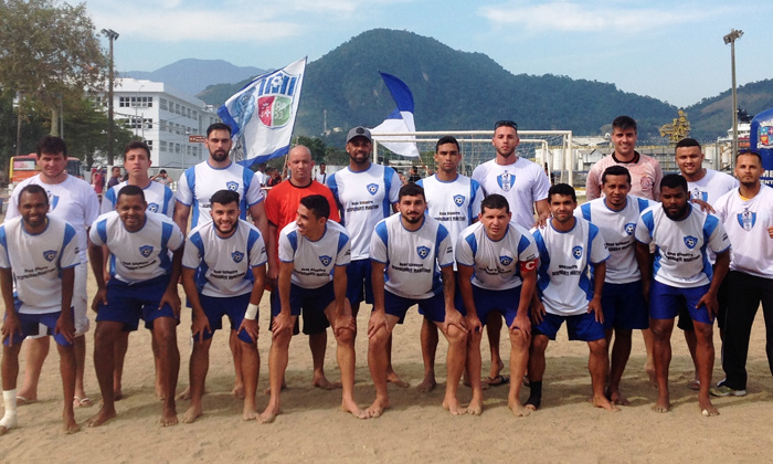 Capa da notícia: Futebol de praia de Angra tem o Família como campeão