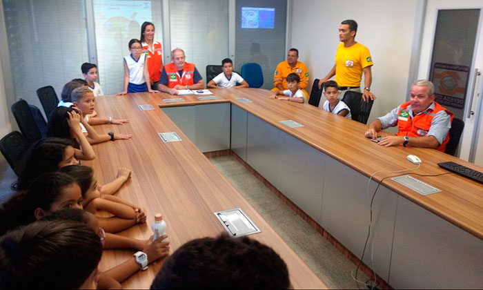 Capa da notícia: Defesa Civil Angra abre suas  portas para visitas guiadas