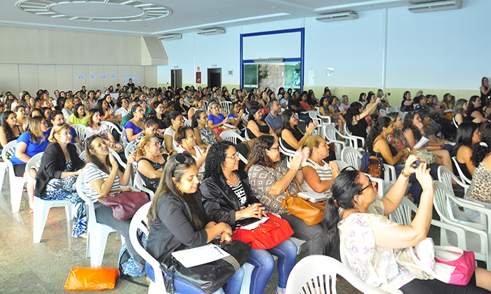 Capa da notícia: Programa de Alfabetização na Idade Certa em Angra dos Reis
