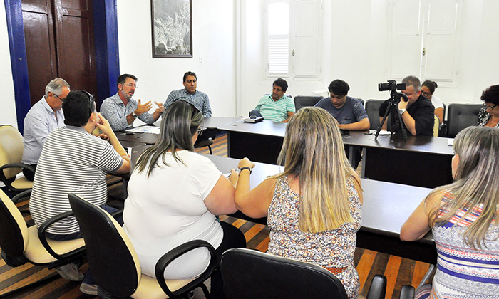 Capa da notícia: Novos recursos para Angra e mudanças administrativas