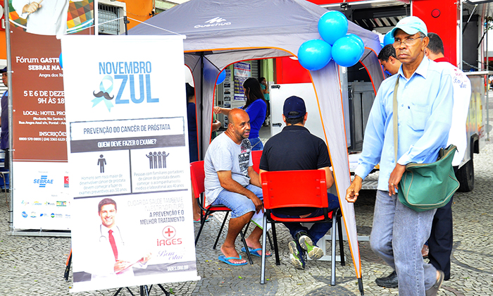 Capa da notícia: Tenda informativa sobre Novembro Azul