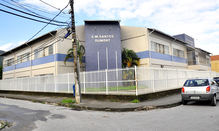 Capa da notícia: Chuvas mostram problemas em prédios de escolas municipais