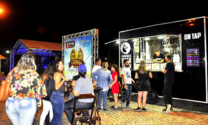 Capa da notícia: Festival de Cerveja Artesanal já agita Angra 