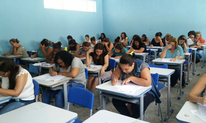 Capa da notícia: Sai hoje gabarito da prova do processo seletivo da educação