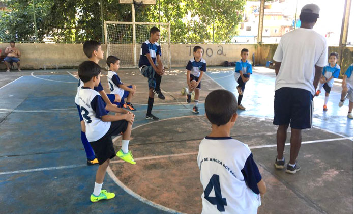 Capa da notícia: Projeto Gol Social no Morro da Caixa D’água