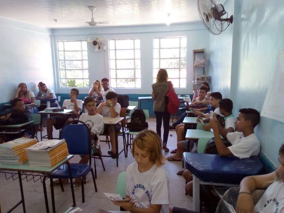 Capa da notícia: Prefeitura realiza ação de conscientização na Vila do Abraão