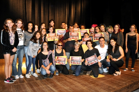 Capa da notícia: Cultura forma mais uma turma do “Crescendo em Cena”