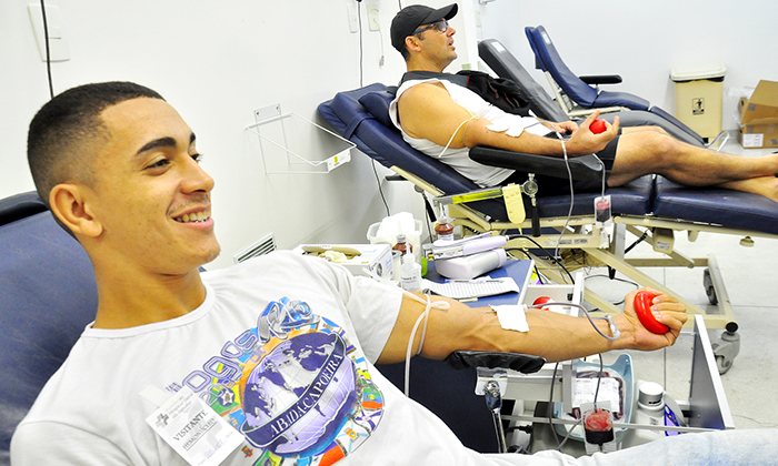 Capa da notícia: Doação de sangue prossegue até sexta-feira