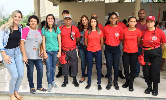 Capa da notícia: Ações sociais no Condomínio Vale da Banqueta 