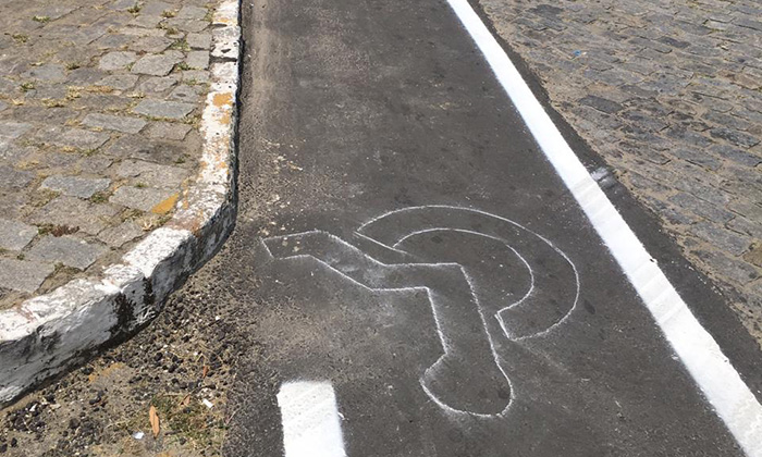 Capa da notícia: Prefeitura implanta faixa de cadeirante na Vila Histórica