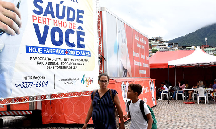 Capa da notícia: Saúde Pertinho de Você realiza 243 exames no Centro