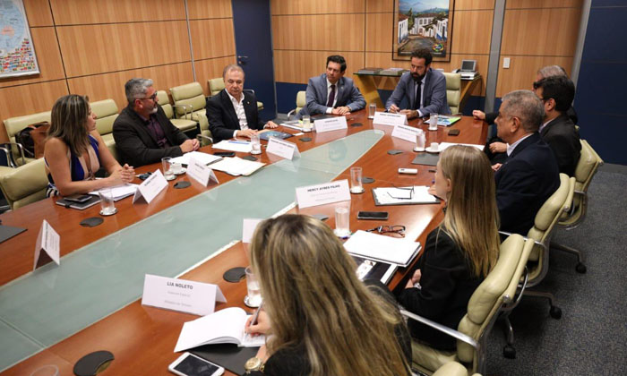 Capa da notícia: Angra na pauta do Ministério do Turismo