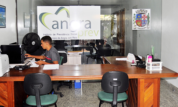 Capa da notícia: AngraPrev celebra o Dia do Servidor Público Aposentado