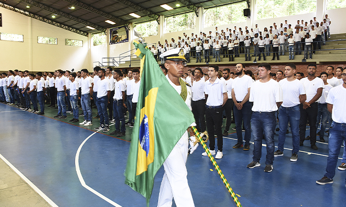 Capa da notícia: Cerimônia de Juramento à Bandeira