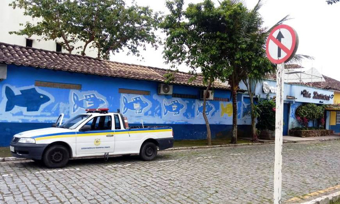 Capa da notícia: Prefeitura realiza melhorias na sinalização dos bairros