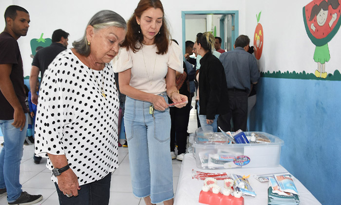 Capa da notícia: Alunos do Cemei da Banqueta recebem kit de higiene bucal