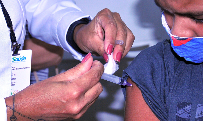 Capa da notícia: Dia D de Multivacinação:mais de 3 mil doses são distribuídas