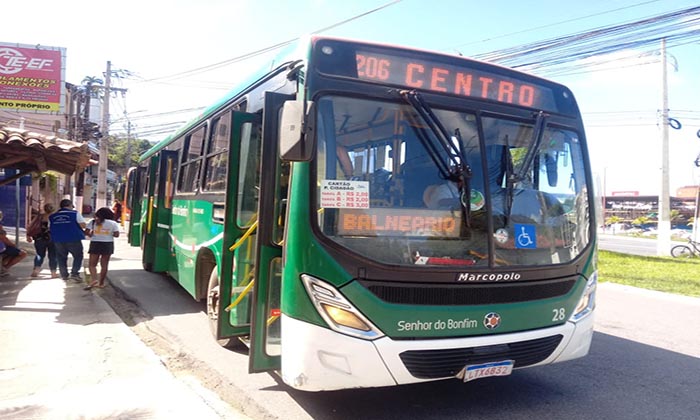 Capa da notícia: Fiscalização contra superlotação nos ônibus