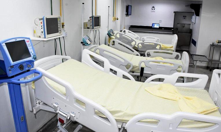 Capa da notícia: Com baixa ocupação, Angra desativa mais 10 leitos de covid