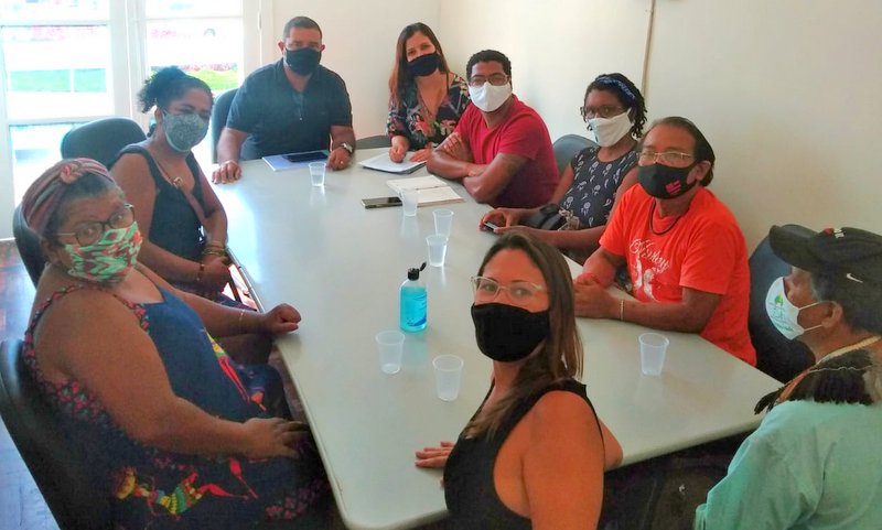 Capa da notícia: Educação ouve demandas das comunidades indígena e quilombola