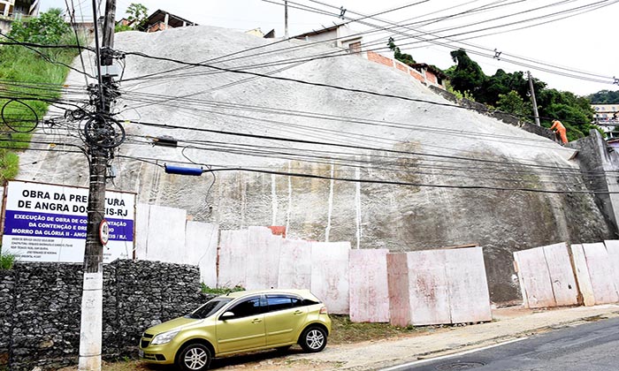 Capa da notícia: Obras no Morro da Glória 2 entram na reta final