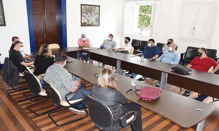 Capa da notícia: Prefeitura traça estratégias para a retomada dos eventos