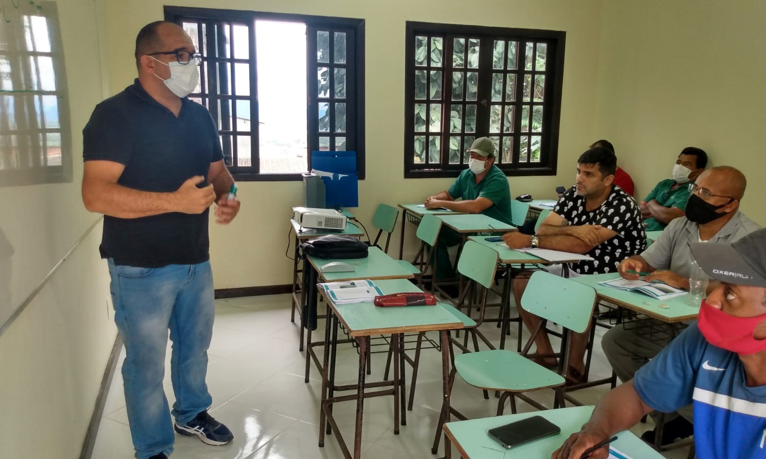 Capa da notícia: Prefeitura promove curso de capacitação no Frade