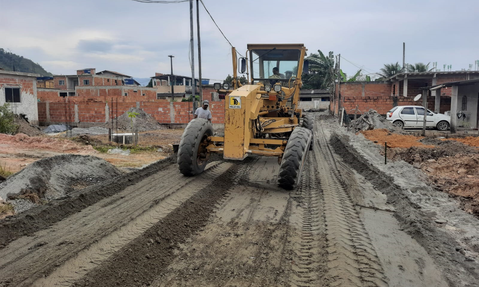Capa da notícia: Drenagem e pavimentação avançam na Santa Rita II