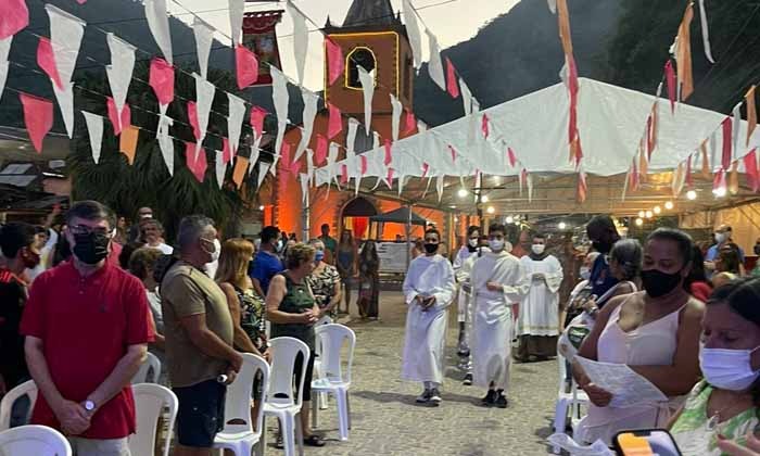 Capa da notícia: Vila do Abraão celebra o seu padroeiro