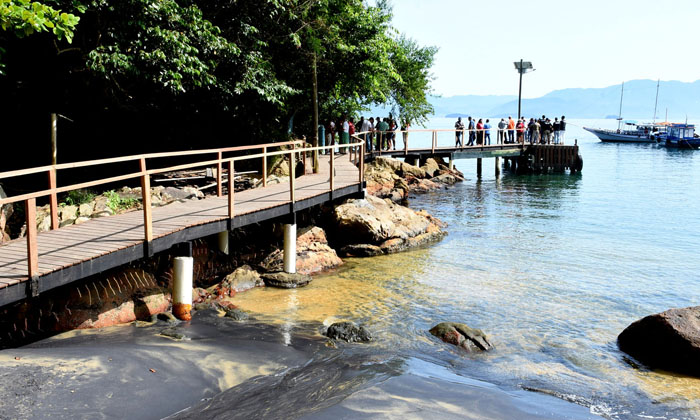 Capa da notícia: Prefeito entrega cais da Ilha Grande 