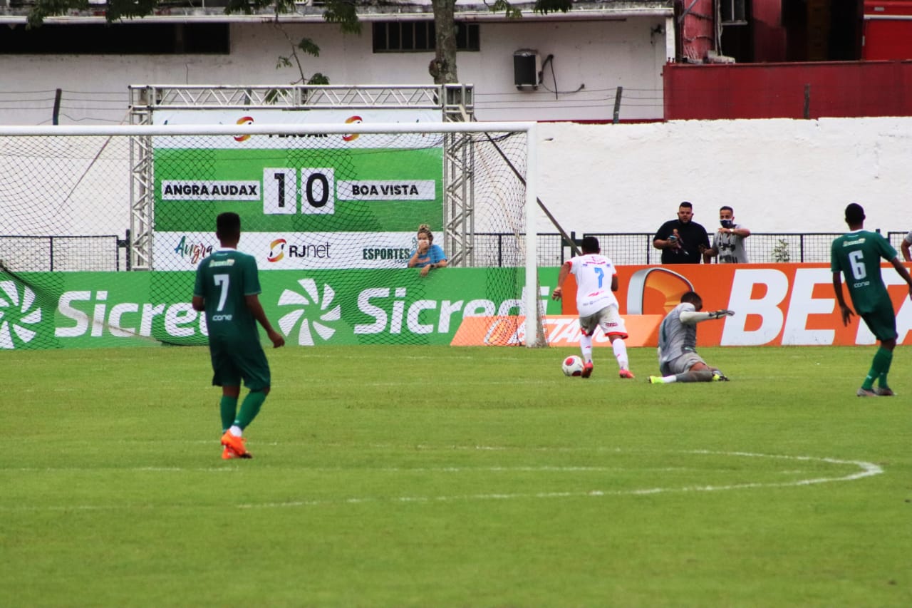 Capa da notícia: Angra Audax vence por 2x0 o Boavista