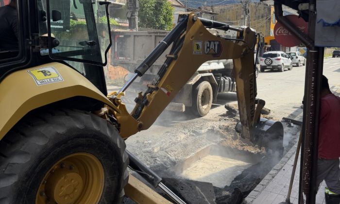 Capa da notícia: Prefeitura executa obras de drenagem no Parque Mambucaba