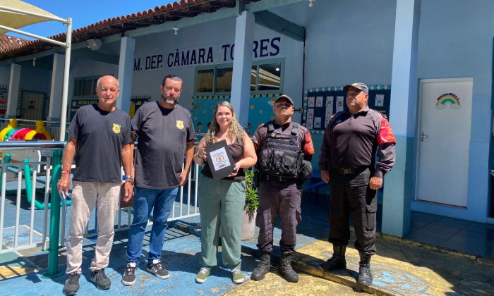 Capa da notícia: PROEIS reforça segurança em escolas e unidades de saúde de Angra
