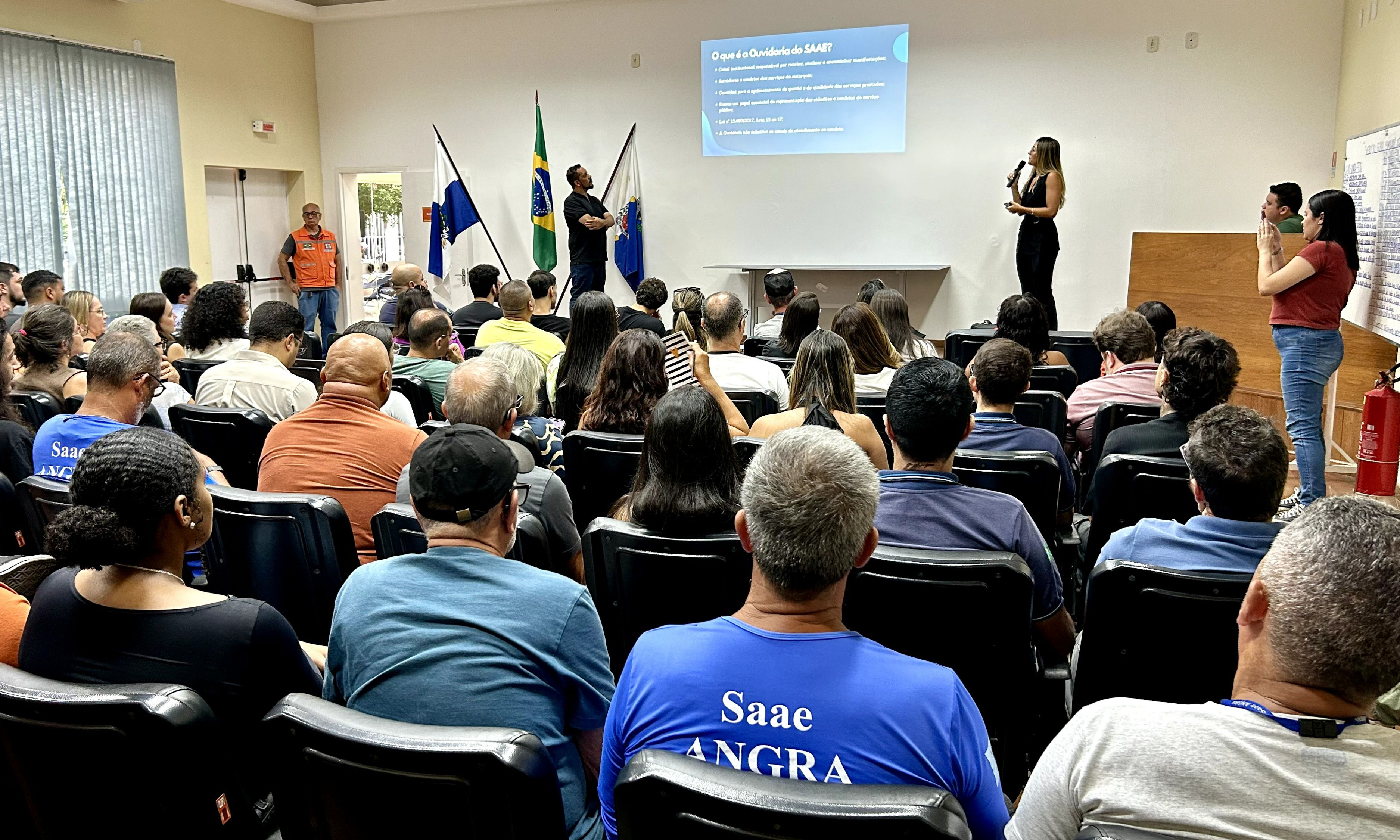 Capa da notícia: SAAE de Angra lança ouvidoria e integra atendimento ao sistema do Governo Federal