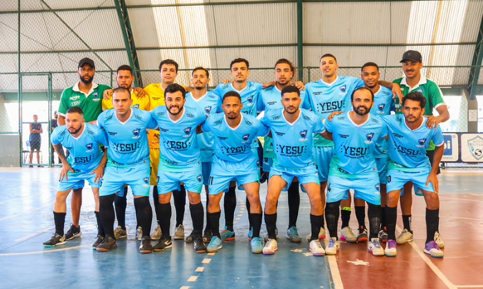 Capa da notícia: Angra Futsal mostra garra e empata em 5 a 5 com Resende