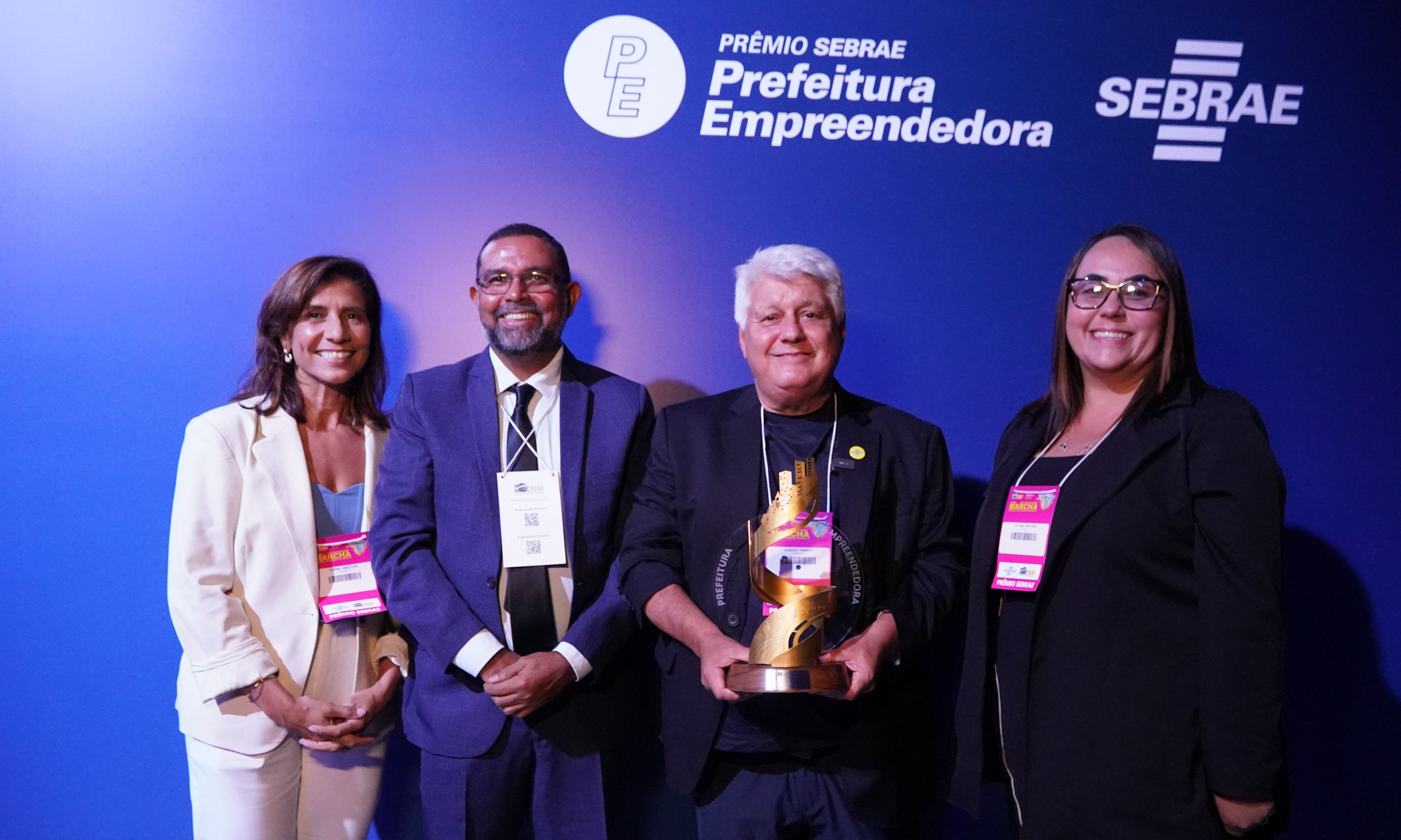 Capa da notícia: Angra conquista 2º lugar nacional no Prêmio Prefeitura Empreendedora do Sebrae